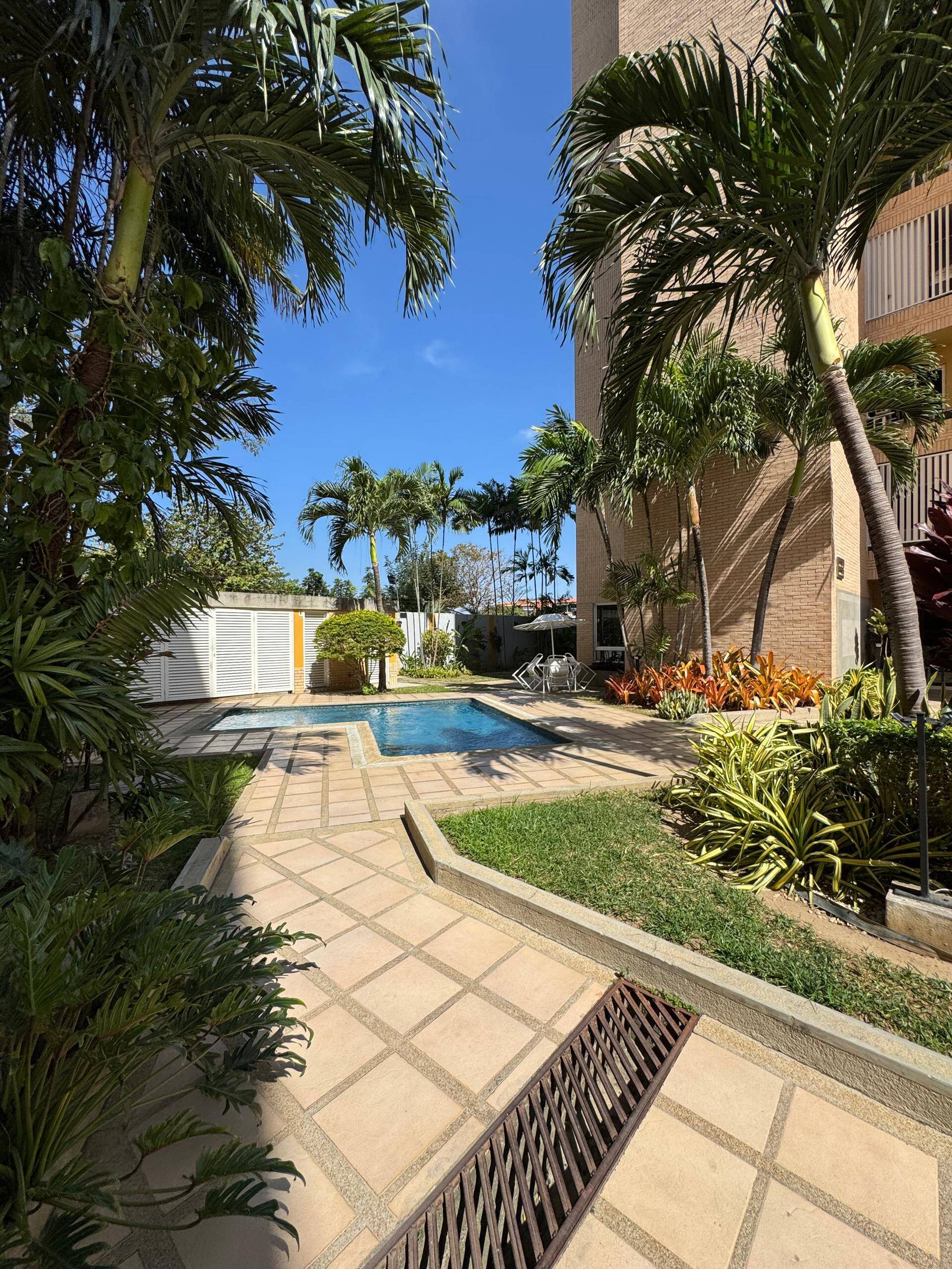 279846  Alquiler Exclusivo Apartamento Piedras pintadas Resd. Alta vista. planta 100% y pozo